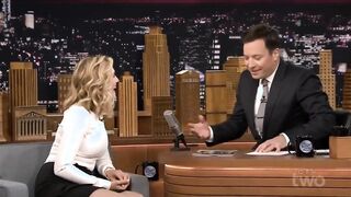 Elizabeth Olsen - GIF - The Tonight Show