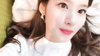 Twice - Sana - Ready for Her Facial