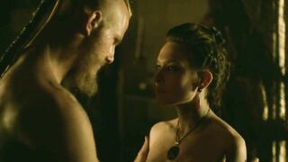 Josefin Asplund in Vikings