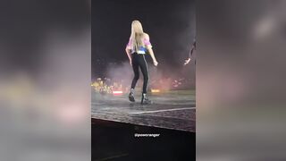 Blackpink - Lisa Ass