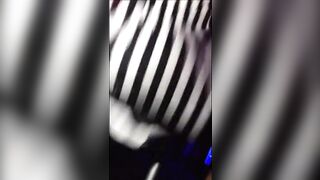 Twerking without panties in the club! [gif]