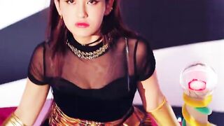 Jeon Somi cleavage