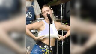 Tove Lo [loop gfy]