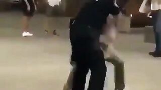 Guy throws hands with cop ????????