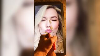 Karlie Kloss tribute for a bud