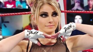 Alexa Bliss Cute Pose????