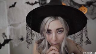[Eva Elfie, 20] Witch's Delight