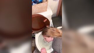 Stupid whore gets pissed on her face with her in the toilet