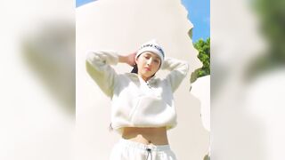 Red Velvet Joy - Calvin Klein [HD Quality]