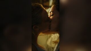 Megan Fox making out with Amanda Seyfried in Jennifer's Body(2009)