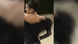 Olivia Rodrigo - Met Gala 2021 [MIC]