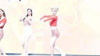 woo!ah! - Nana feat. Wooyeon & Sora