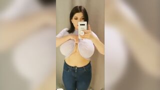 Do u like moms with huge boobs here?