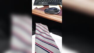 My tie's bouncing to the beat.