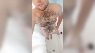 Wet, soapy otter ???? just a little clip of my shower