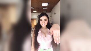 /r/lamartinezruiz can't hide them while dancing!