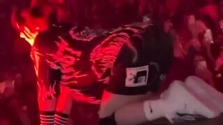 I would eat Billie Eilish’s ass on stage while everyone watches