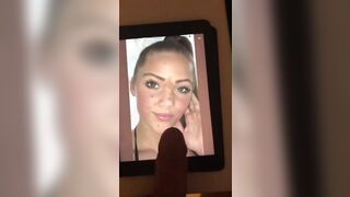 Cumtribute Rochelle