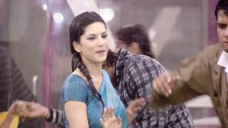 Sunny Leone drenched in wet saree [don't miss]