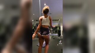 Sommer Ray has the best ass on TikTok